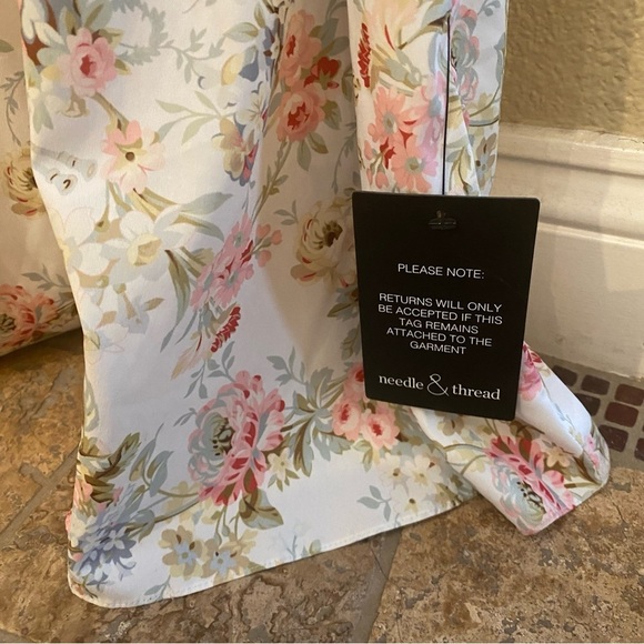NWT~NEEDLE & THREAD Ruched Enchanted Garden Crepe Gown in Multi Floral Size 4 - Picture 6 of 14